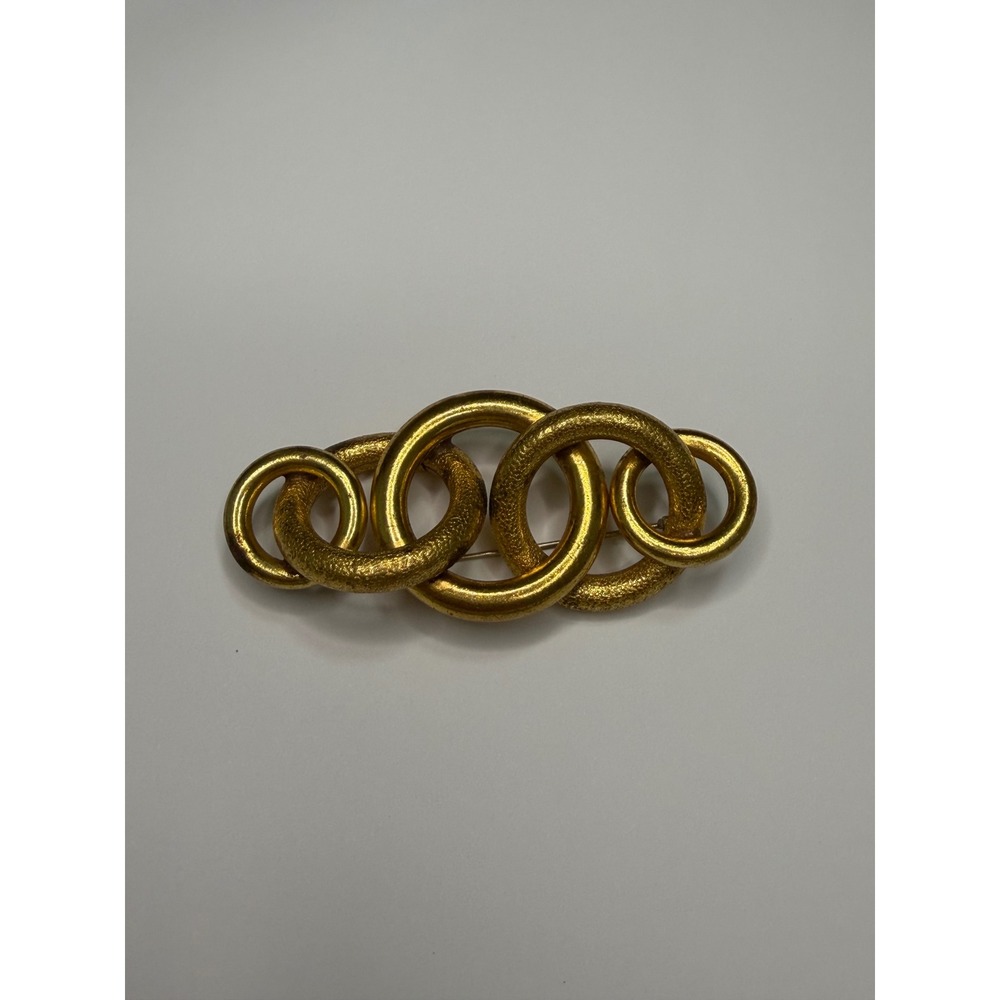 Vintage Gold Tone Interlocking Circle Brooch Pin